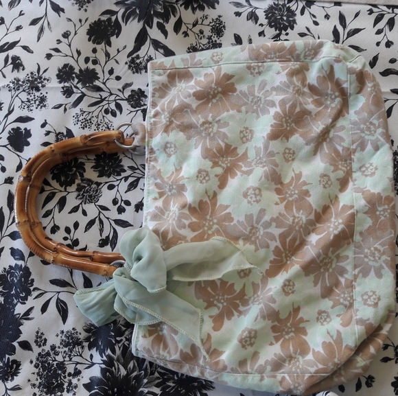 EUC Mint Green Floral Purse with Bamboo Handles - Picture 6 of 11